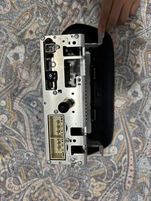 Продаю мультимедию от Santa Fe