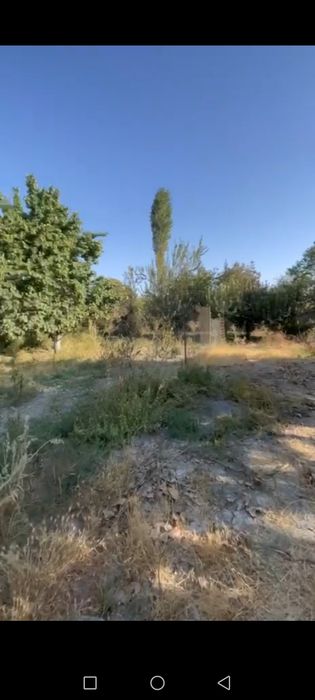 Uy sotiladi 12 sotik 3xona Toytepa qorasu mebilniy chorahasidan 100 m