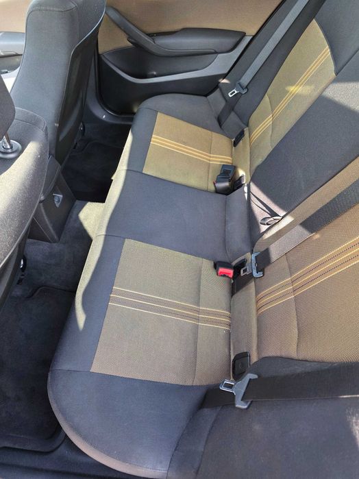 BMW X1 xDrive20d X-Line – 177 CP – Automat – Bi-Xenon - Navigație mare