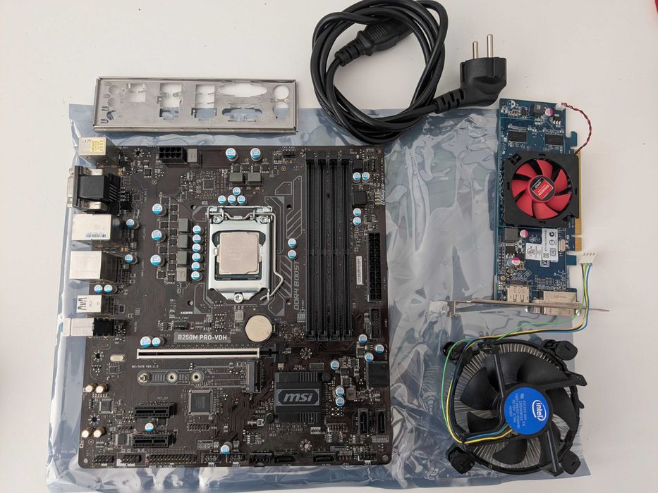 Kit I5-7600 Intel / MB MSI B250M PRO-VDH / AMD Radeon ATI