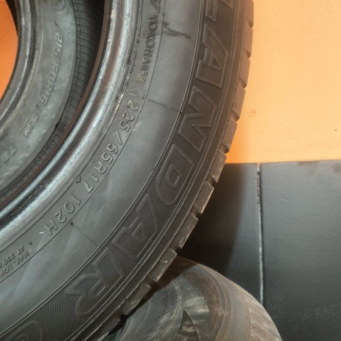 комплект YOKOHAMA 225.65r17