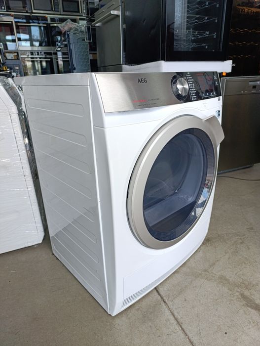 Сушилня с Термопомпа AEG 8000 8кг А+++