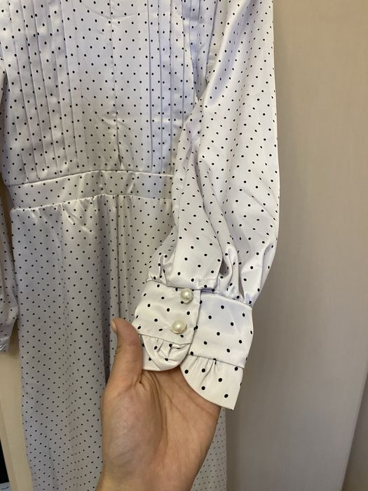 Женское атласное платье