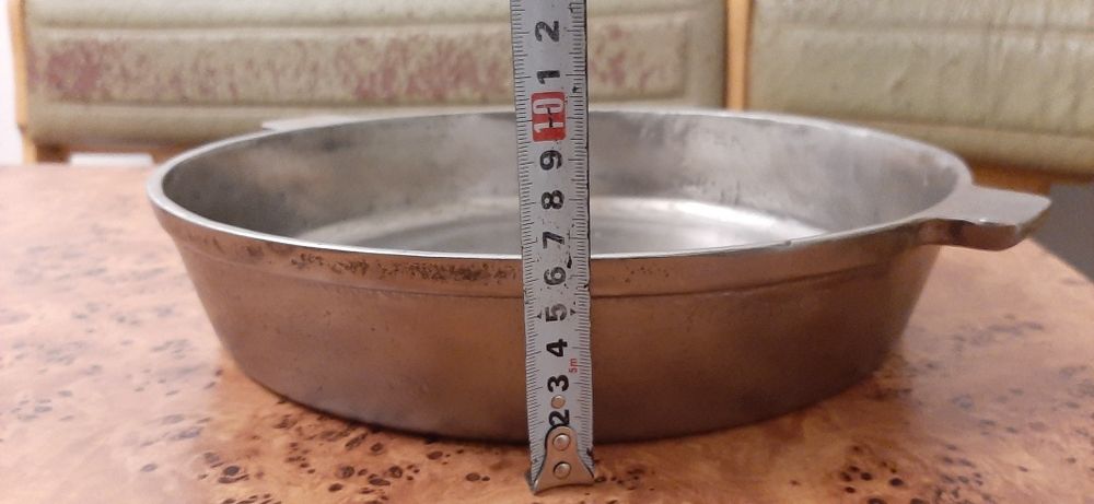 Чугунная сковородка 80лет