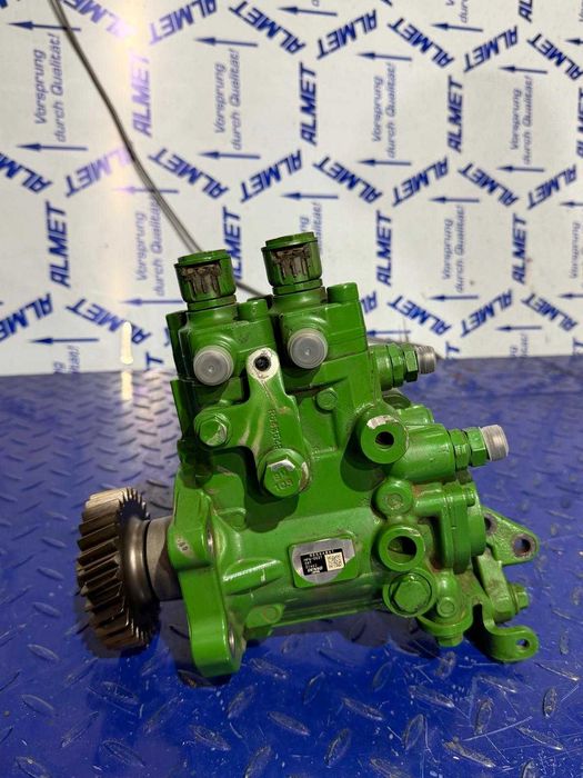 Pompa de Injectie John Deere RE564861