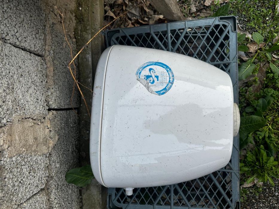 Продам унитаз и раковину