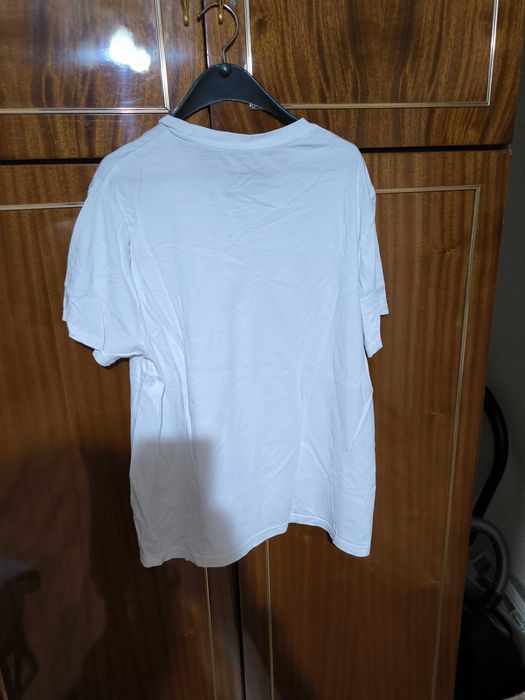 Нови тениски , не обличани