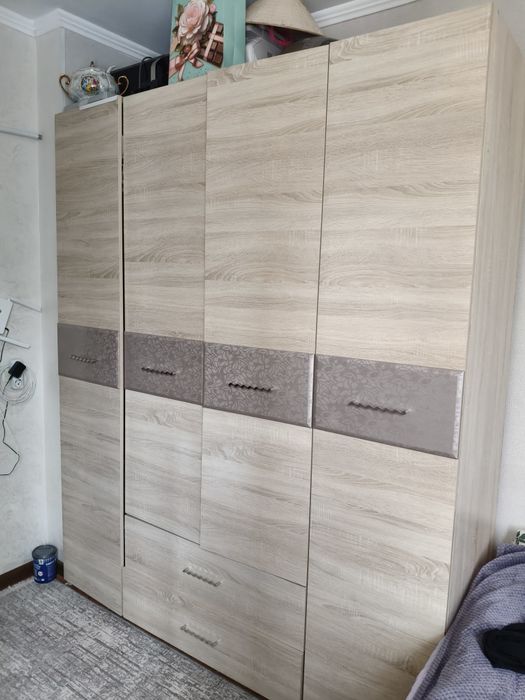 Шкаф в хорошем состоянии