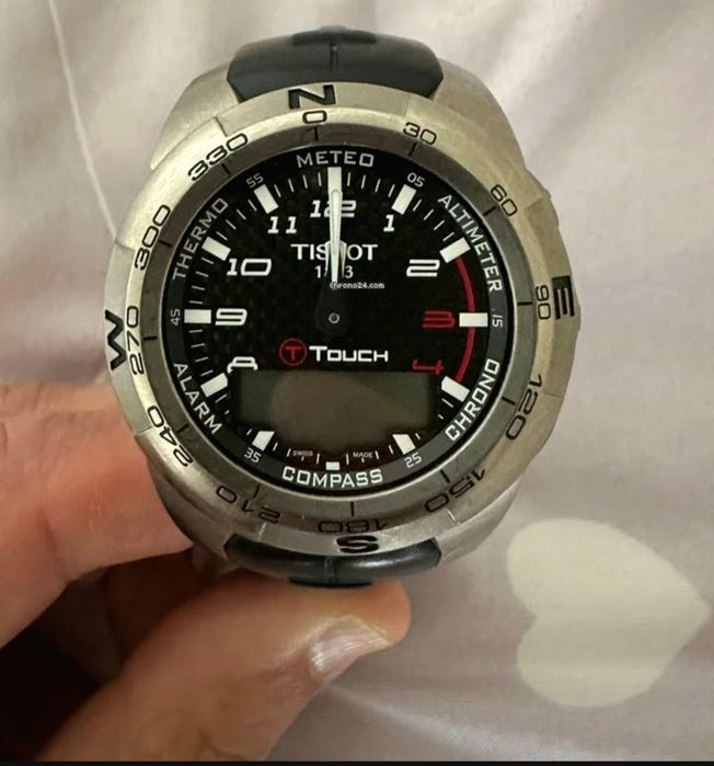 TISSOT  T touch  titan