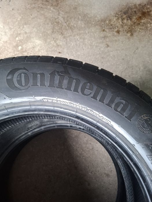4 Летни гуми Континентал 215/60/17 ДОТ23 7мм