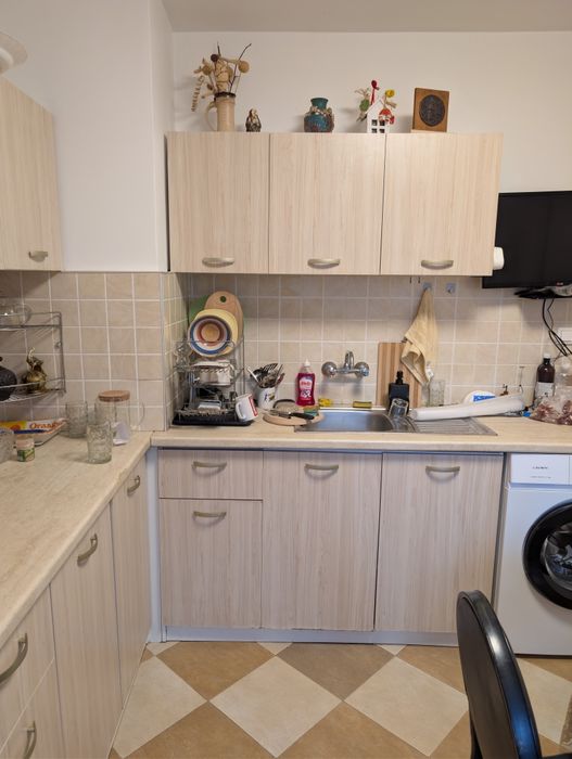 Кухня и плот без забележки