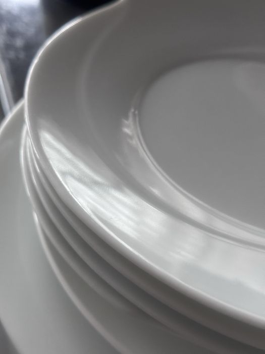 Продам Посуда-Сервиз белыйФарфор