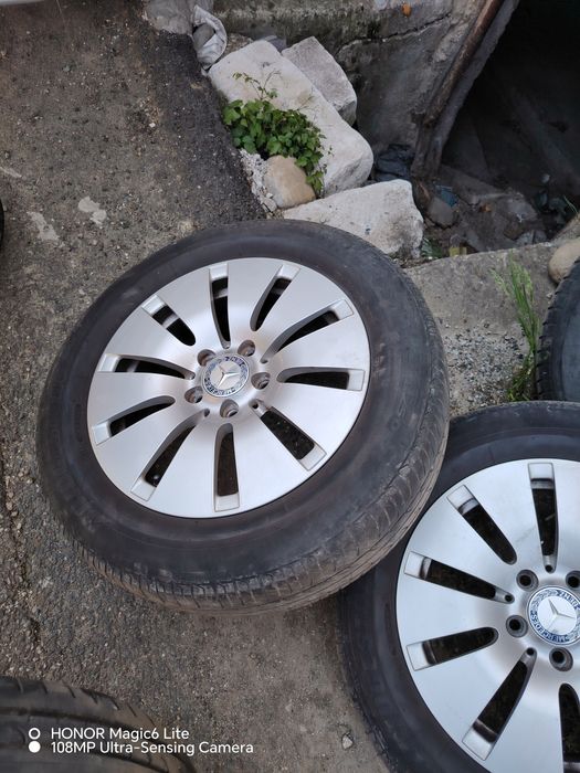 Vând jante mercedes 5x112