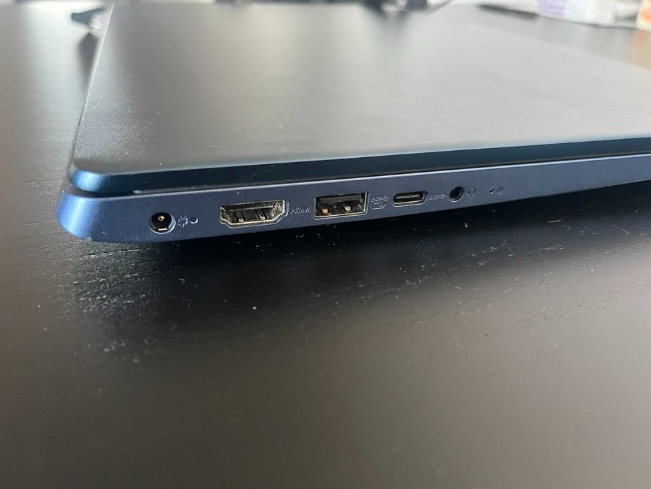 Laptop Lenovo Ryzen7 330S-15ARR