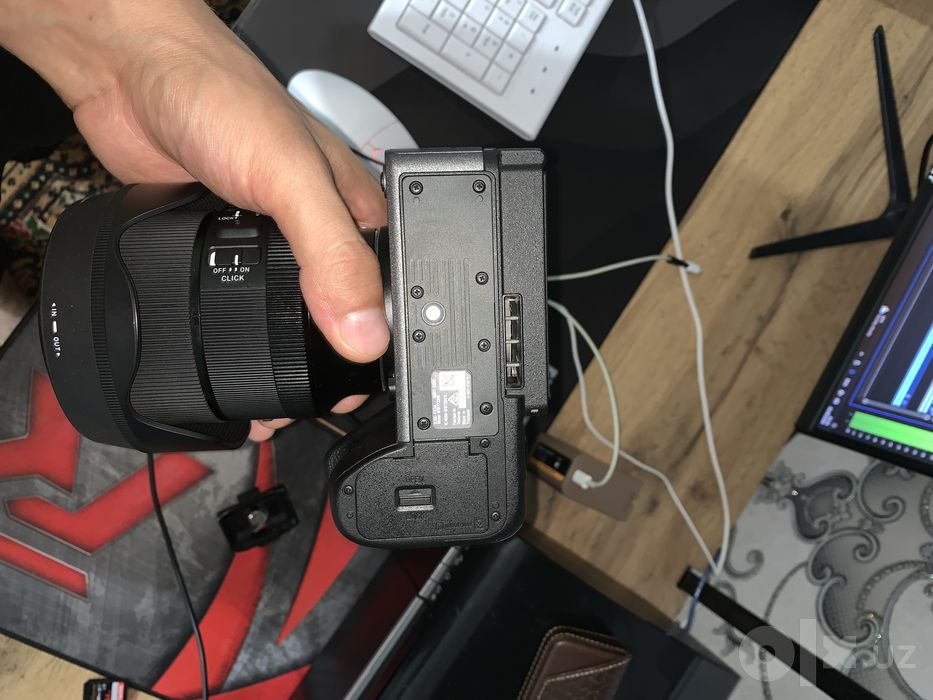 Sony fx3 sotiladi yangi ochilgan bir ikkimarta ishlatilgan