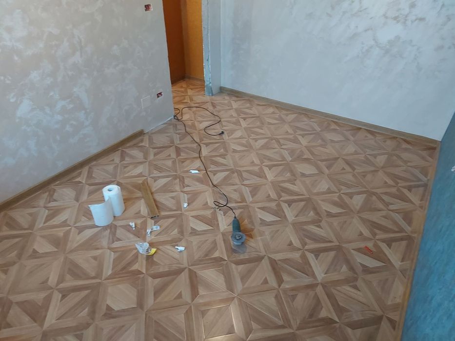 Montaj parchet , Parchetar , montaj plinta , duro polimer , plinta MDF  ,montaj parchet SPC ,  parchet triplu stratificat, parchet  LVT  MONTAJ IEFTIN
