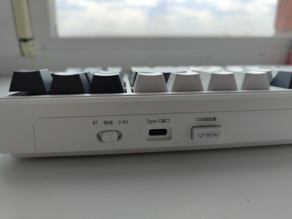 Продам клавиатуру Aula f87 pro