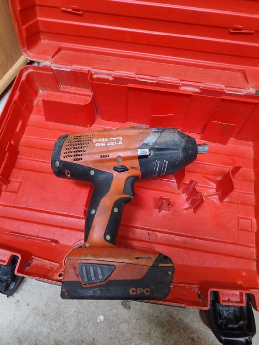 Mașina de infiletat cu impact Hilti profesional