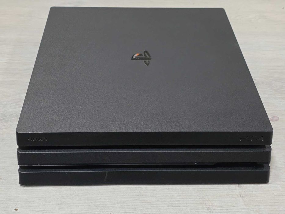 Sony PlayStation 4 Pro 1TB (PS4 Pro 1TB)