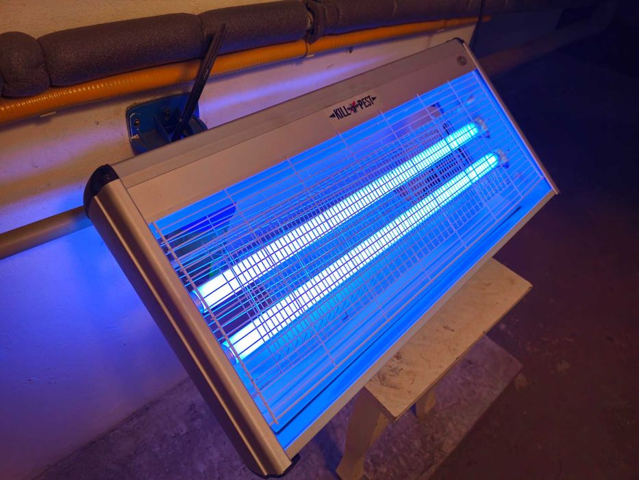 Ночник, отпугиватель насекомых