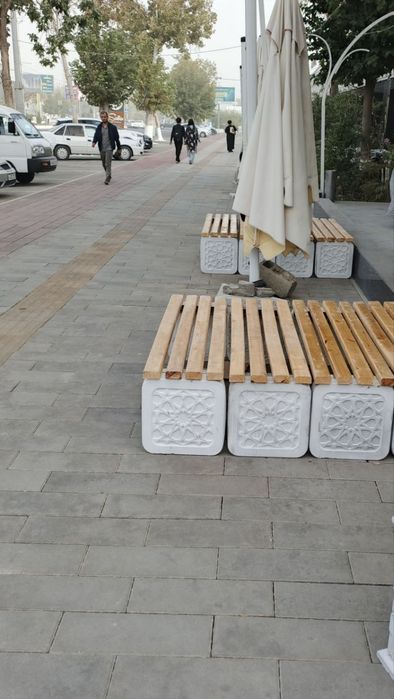Скамейка , урна , гултувак,