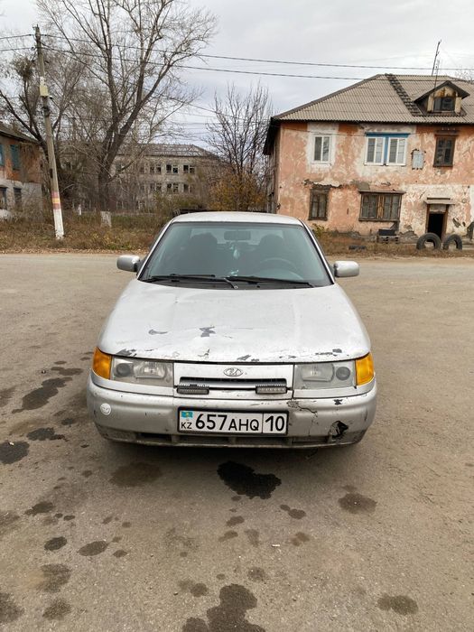 продам ваз 2110 .
