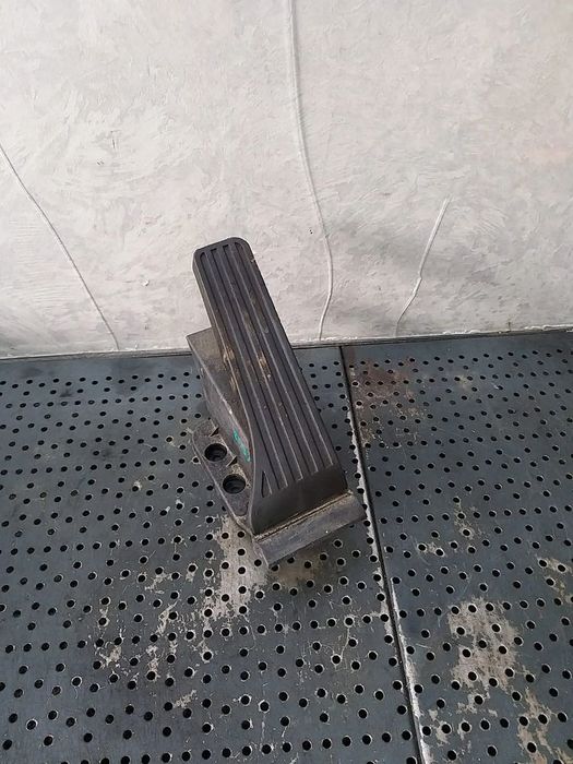 Pedala acceleratie mercedes e class w212 a2043000082 a2043000004