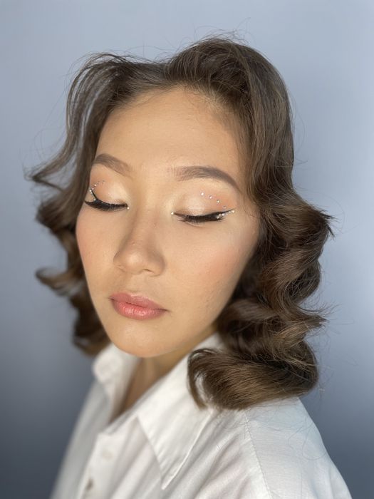 Макияж+локоны 10000