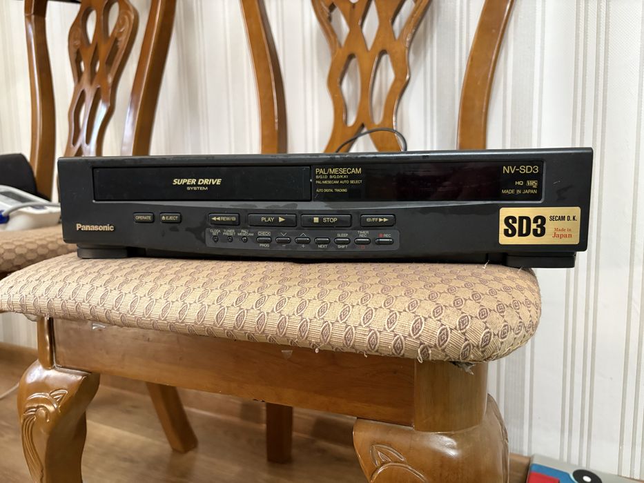 Продам видеомагнитофон Panasonic