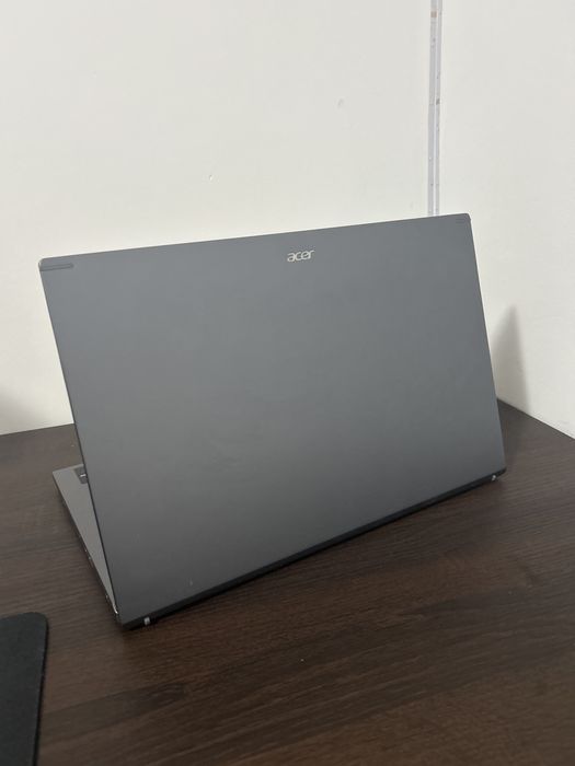 Laptop ACER Aspire 5 A515-57-713N