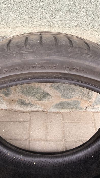 245/35r19 Hankook