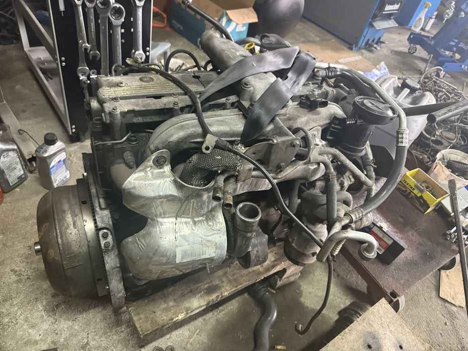 Двигател за jeep grand cheroke