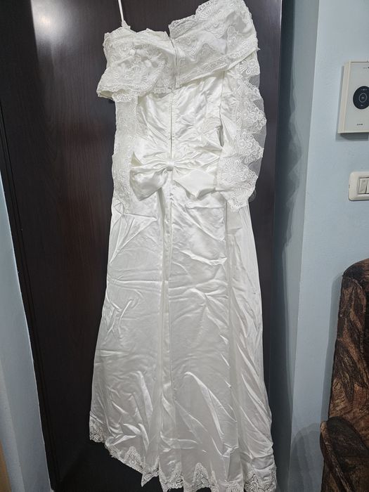 Rochie de mireasa Vintage din Satin