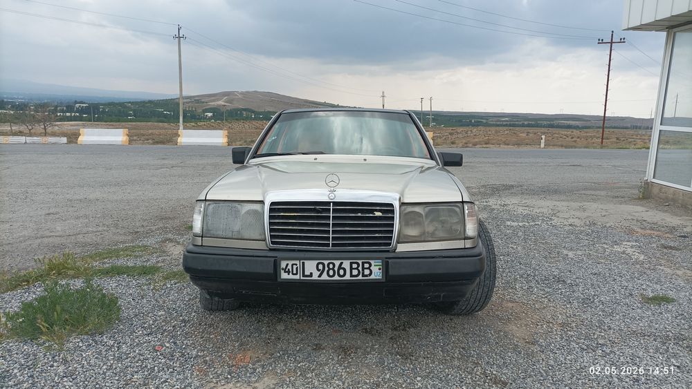 Mersedes Benz 124