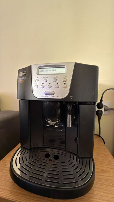 Кафемашина Delonghi Magnifica 4500