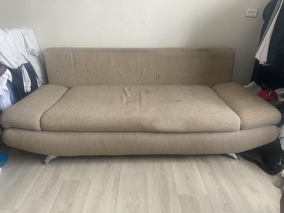 Продам диван с ящиками для белья