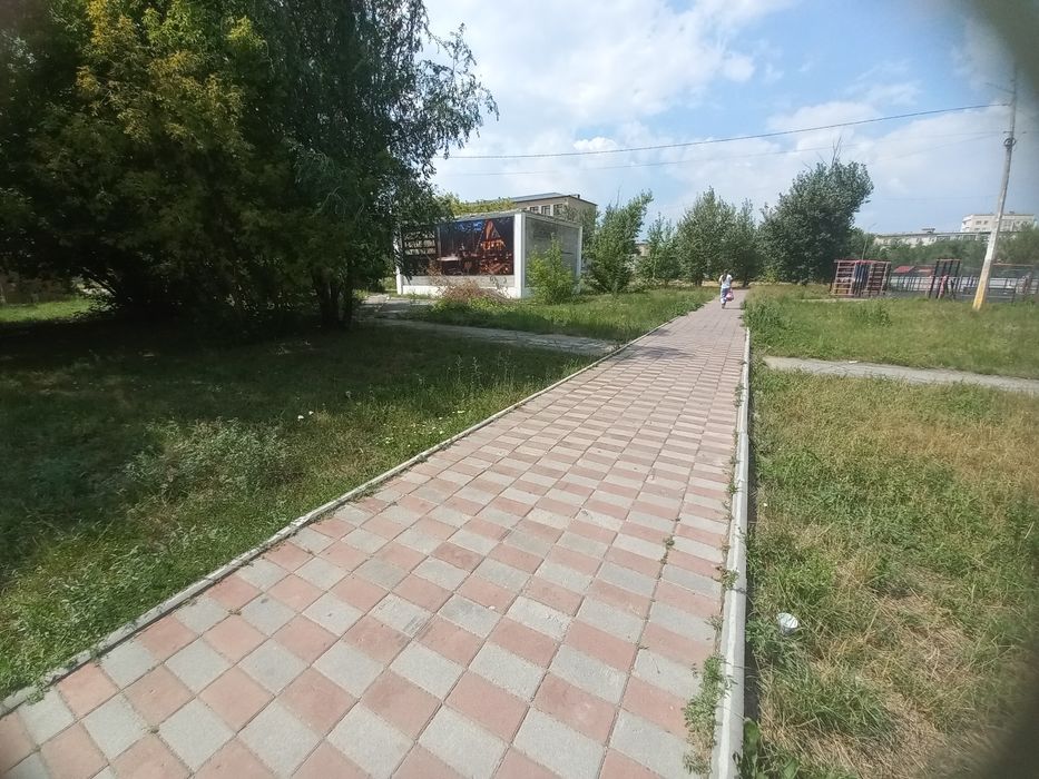Земельный участок 990кв.м.