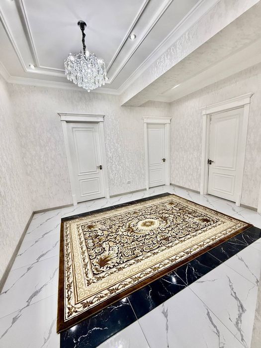 Новза метро 10 дакика юлда квартира