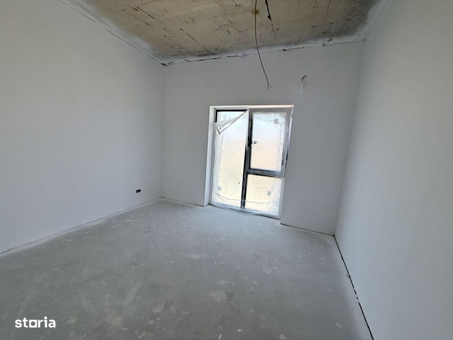Duplex deosebit, 5 camere, curte generoasa, zona Safirului-Gladiolelor