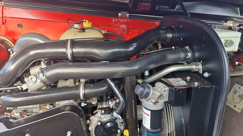 Телескопический погрузчик Manitou MT 1440