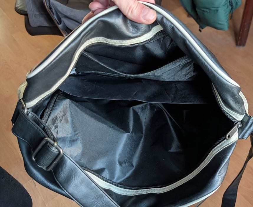 Geantă Piele Lee Cooper