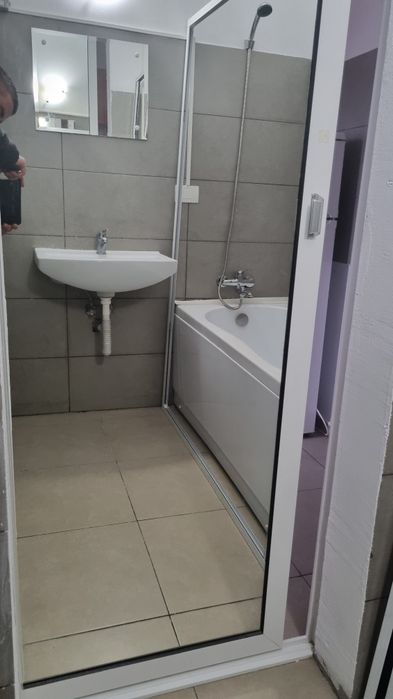 Inchiriez apartament cu 1 camera