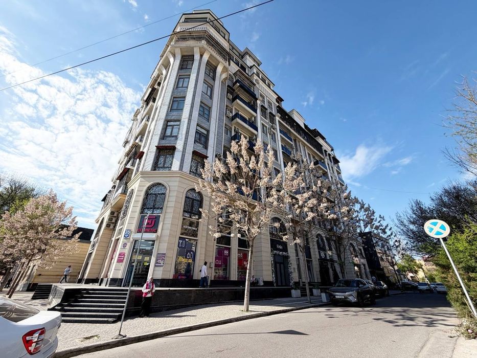 Нежилое помещение Продажа 1-линия 101м2 на Дархане ул Асака  крг