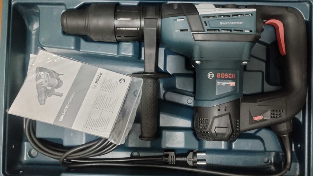 Перфоратор BOSCH sds max