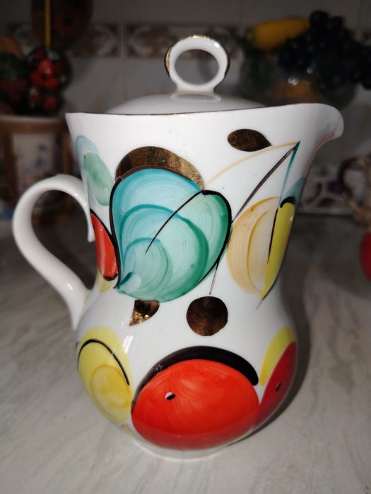Два винтажных кувшина . СССР.