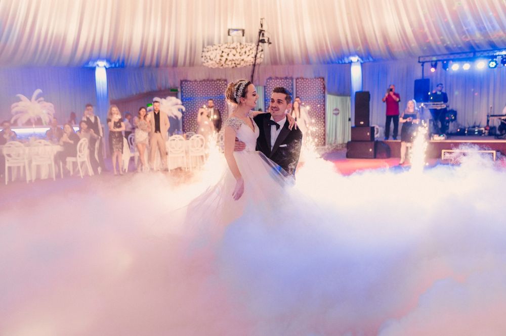 Corturi, masină fum, cabină foto