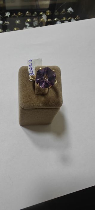 Inel aur  cu ametist 18k 5.74gr (r)