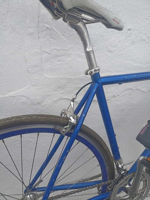 Спортивный трековый велосипед