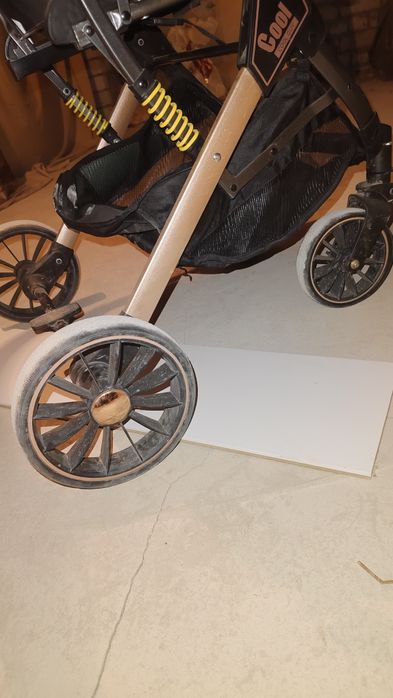 Коляска б/у продам