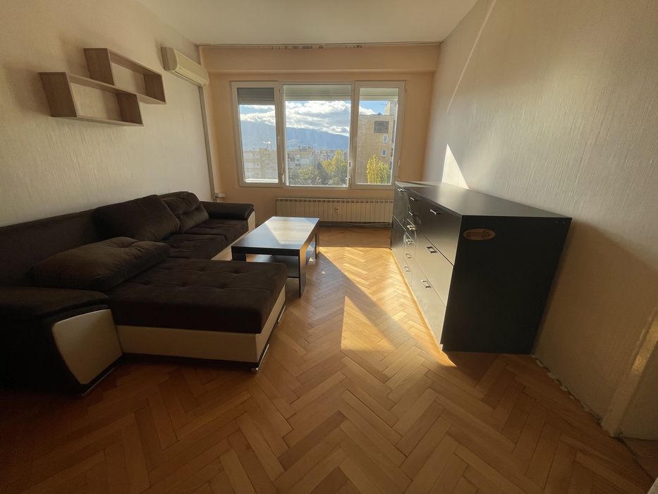 Продава се Двустаен апартамент в София, Света Троица - 64 кв.м за 2063 €/кв.м - Снимка #9